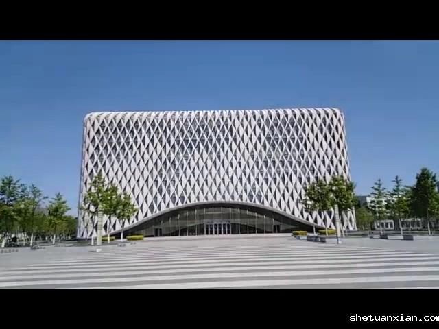 【2020高招】图书馆外