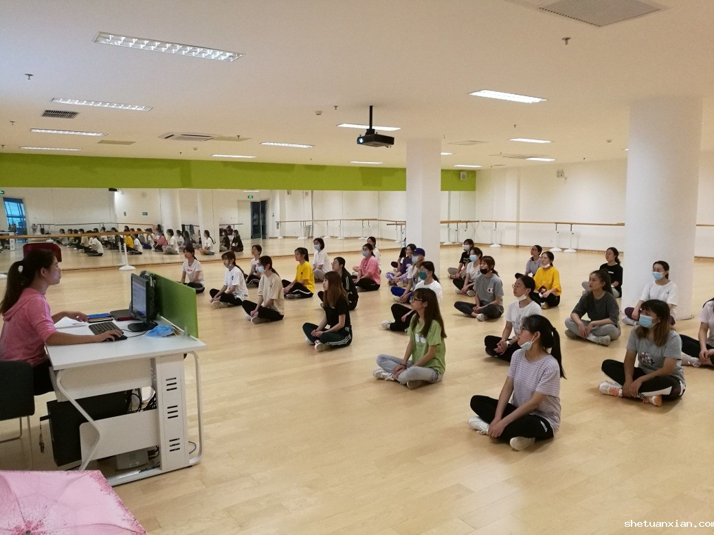 96dfde6328084f7bacafcbc27f515e9d.jpg 96dfde6328084f7bacafcbc27f515e9d.jpg