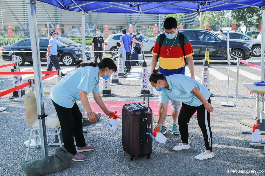 e70a5716f9c143e9b4c2d6e9801c3d7c.jpg image013.jpg