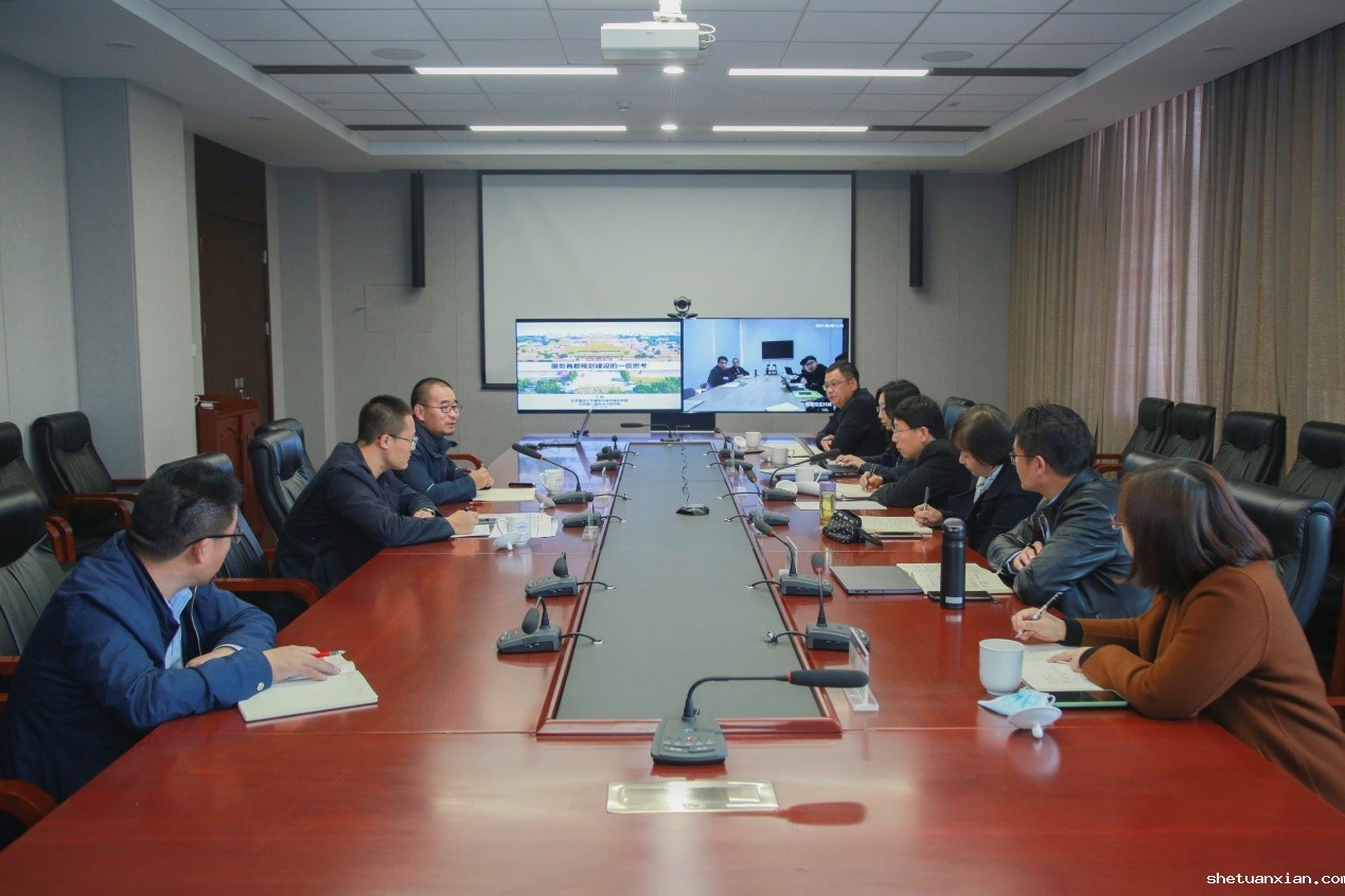 学校召开服务首都核心功能重点项目、重要成果集体学习研讨会