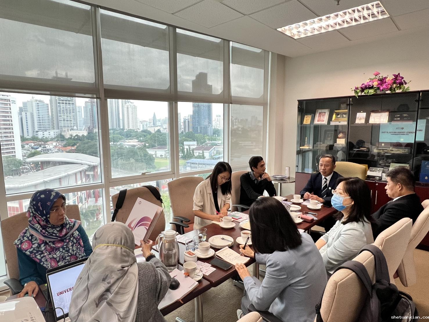 2f36db69ba19468a8802e5d37dbb0333.png 2f36db69ba19468a8802e5d37dbb0333.png