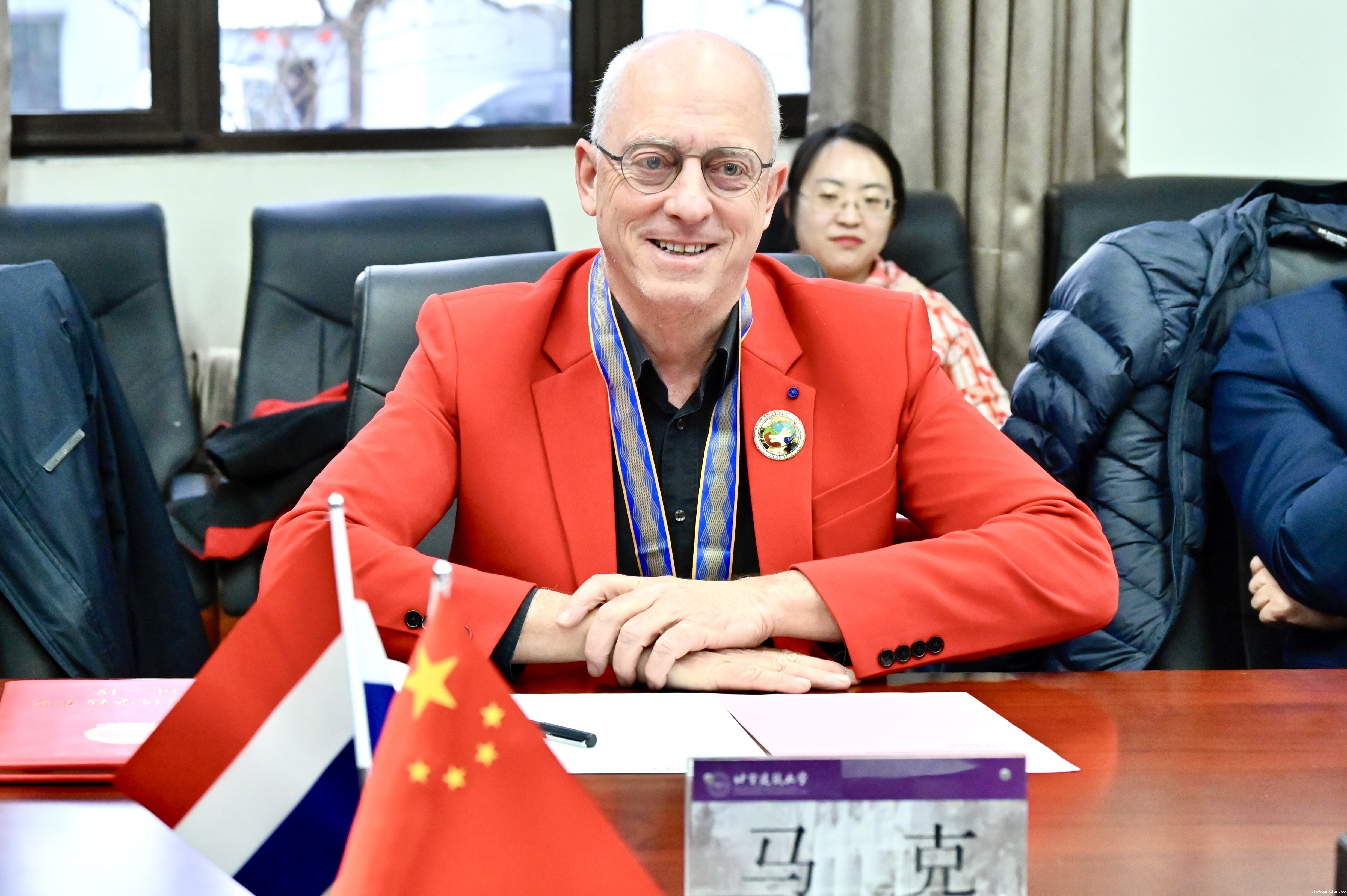 a96f05c022cc4bdebb771c12937fc650.jpg a96f05c022cc4bdebb771c12937fc650.jpg