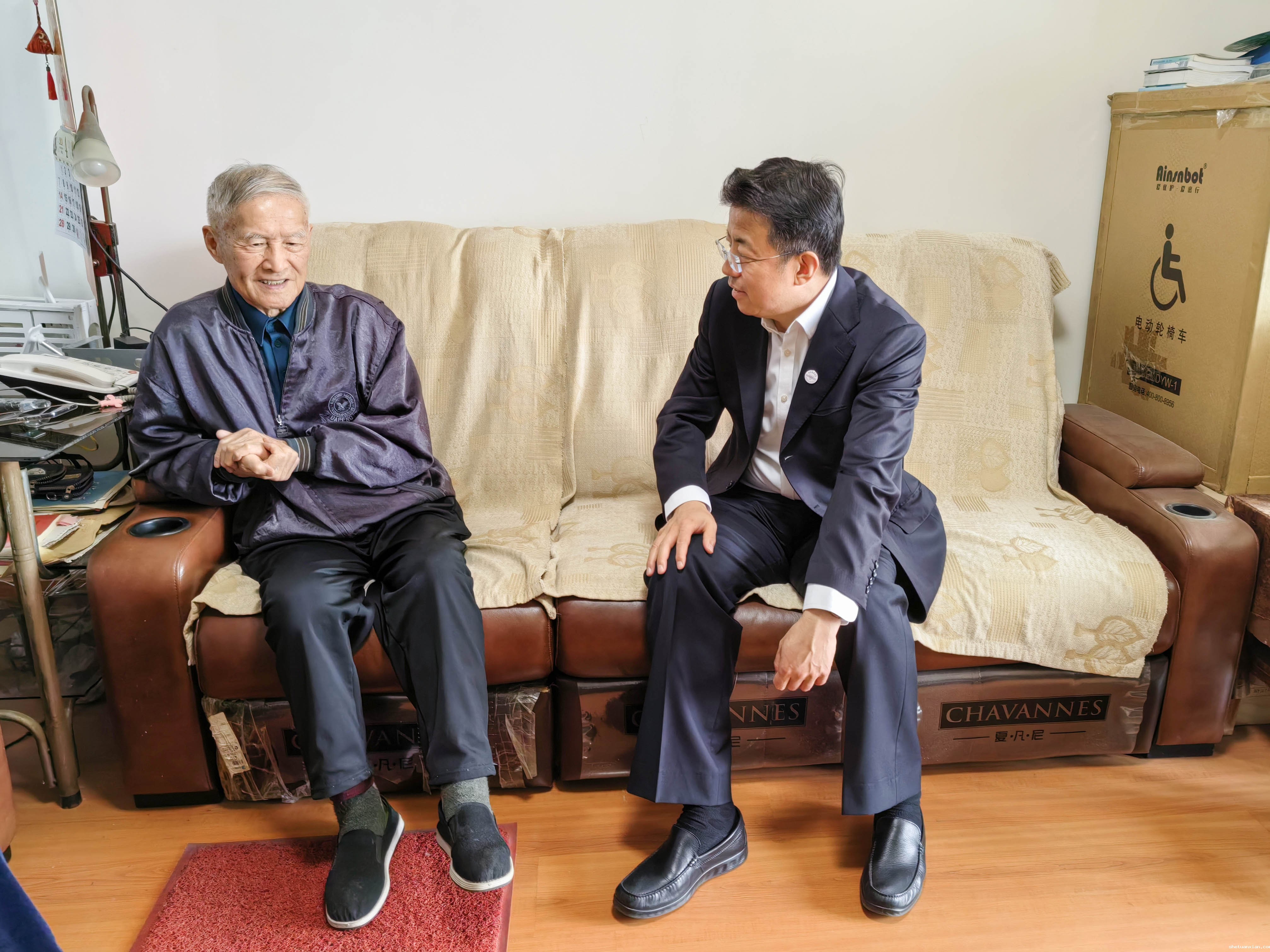 3a74bc2345714377a3eaba55199171aa.jpg 3a74bc2345714377a3eaba55199171aa.jpg