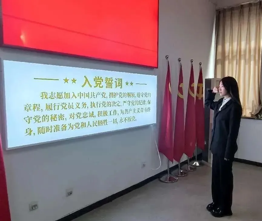 d64dd7c36fe34eca9ea2dd9fe0572b77.jpg d64dd7c36fe34eca9ea2dd9fe0572b77.jpg