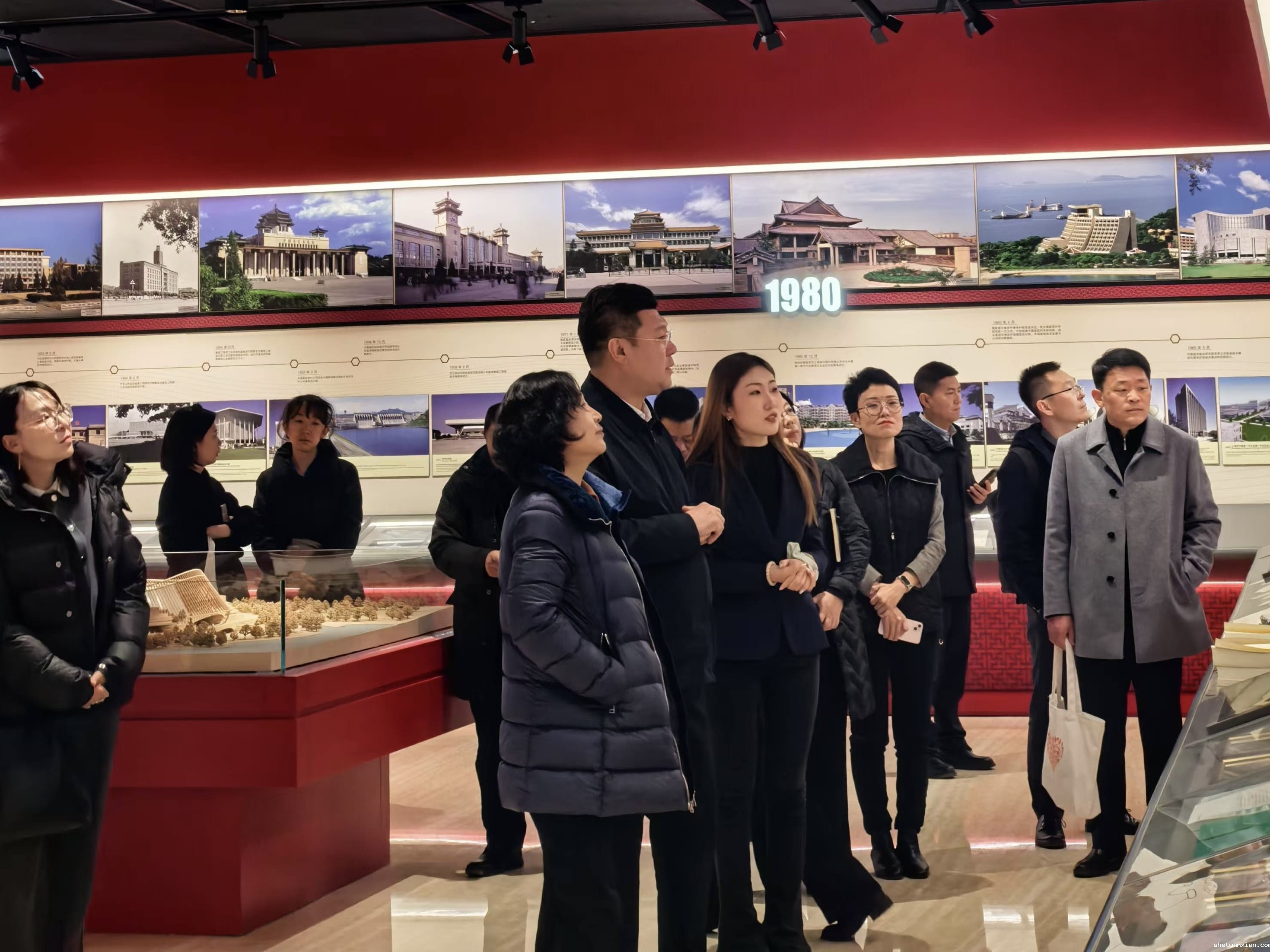 7a605643c7824c65b222ce44b4564412.jpg 7a605643c7824c65b222ce44b4564412.jpg