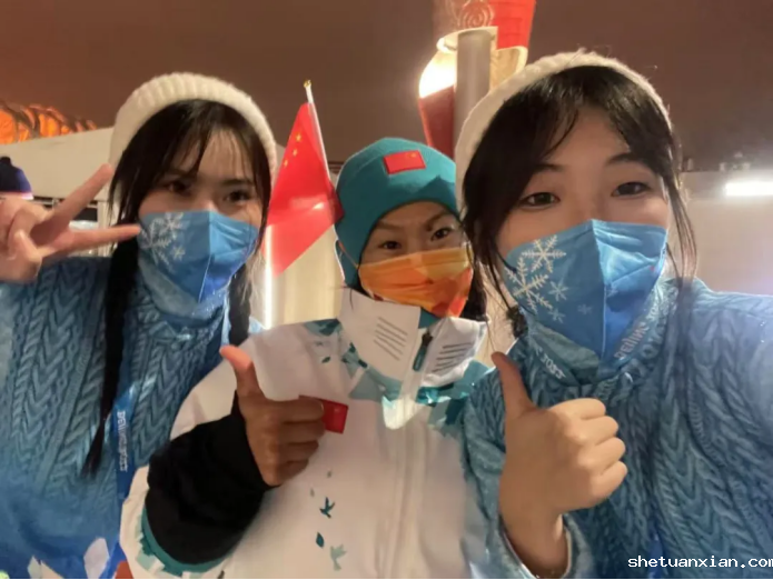 63c311d60280461e9e6fda28b632d675.png 63c311d60280461e9e6fda28b632d675.png