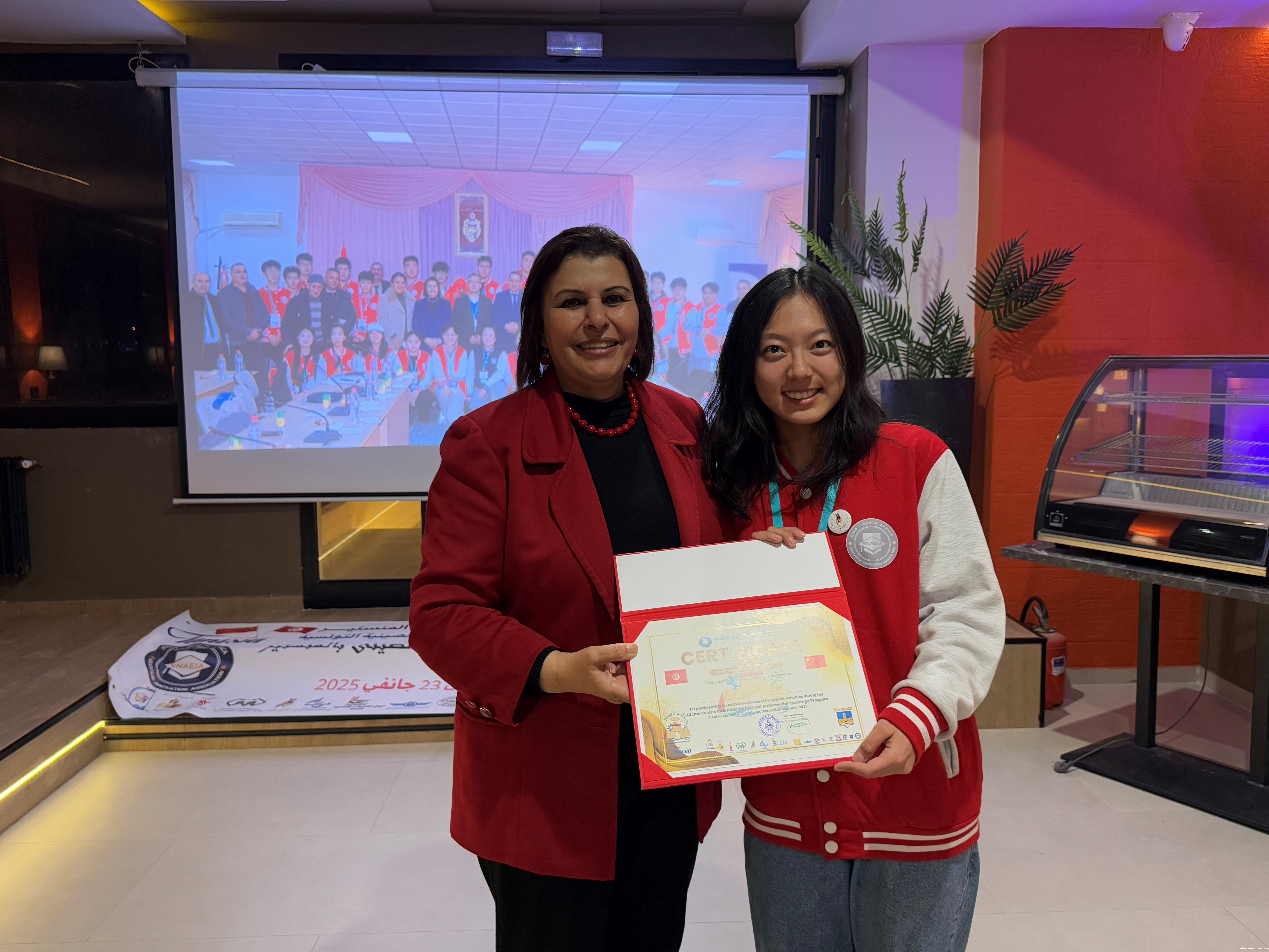 6e0d47346cdb4e91ab13d5f7a9860ef8.jpg 6e0d47346cdb4e91ab13d5f7a9860ef8.jpg