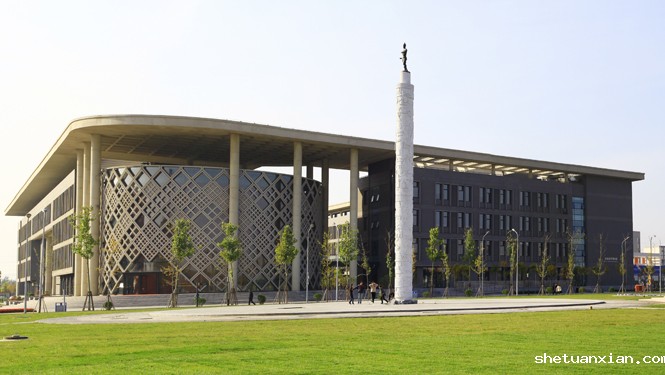 新校区奠基一周年图片展